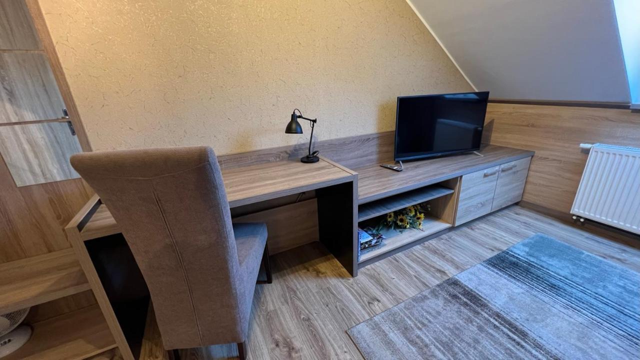 Fitnessfun Bed & Breakfast Krzyż Exterior foto