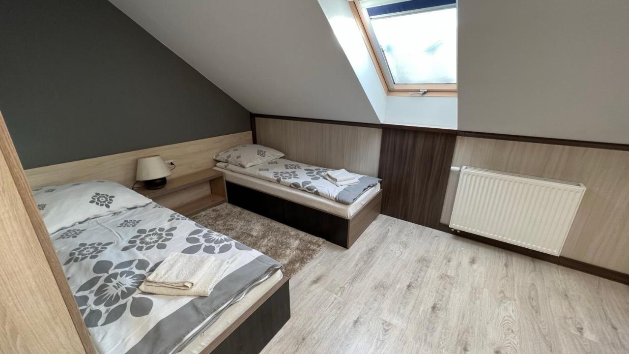 Fitnessfun Bed & Breakfast Krzyż Exterior foto